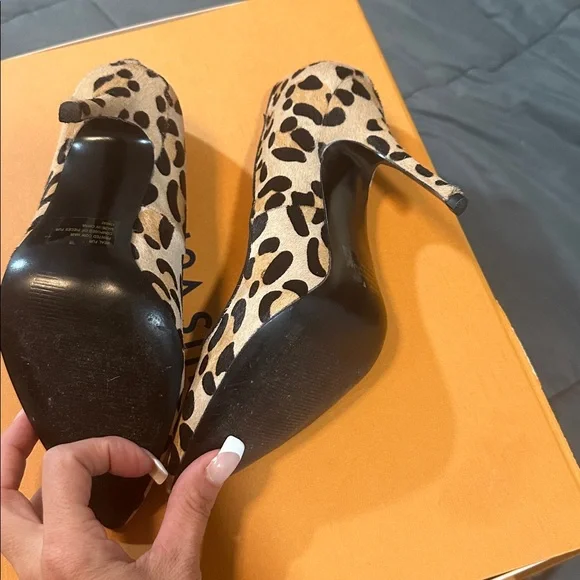 Steve Madden Leopard Print Heels - Picture 5 of 7